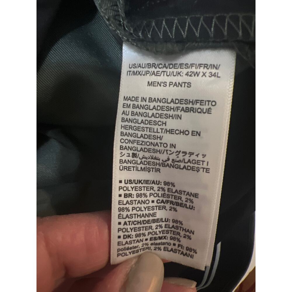Men's Amazon Essentials Classic Fit Pants Olive NWT Size 42W X 34L - Picture 9 of 10